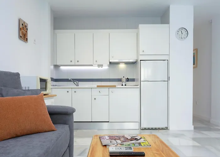 شقة Sunstay Relax Rio Marina نيرخا